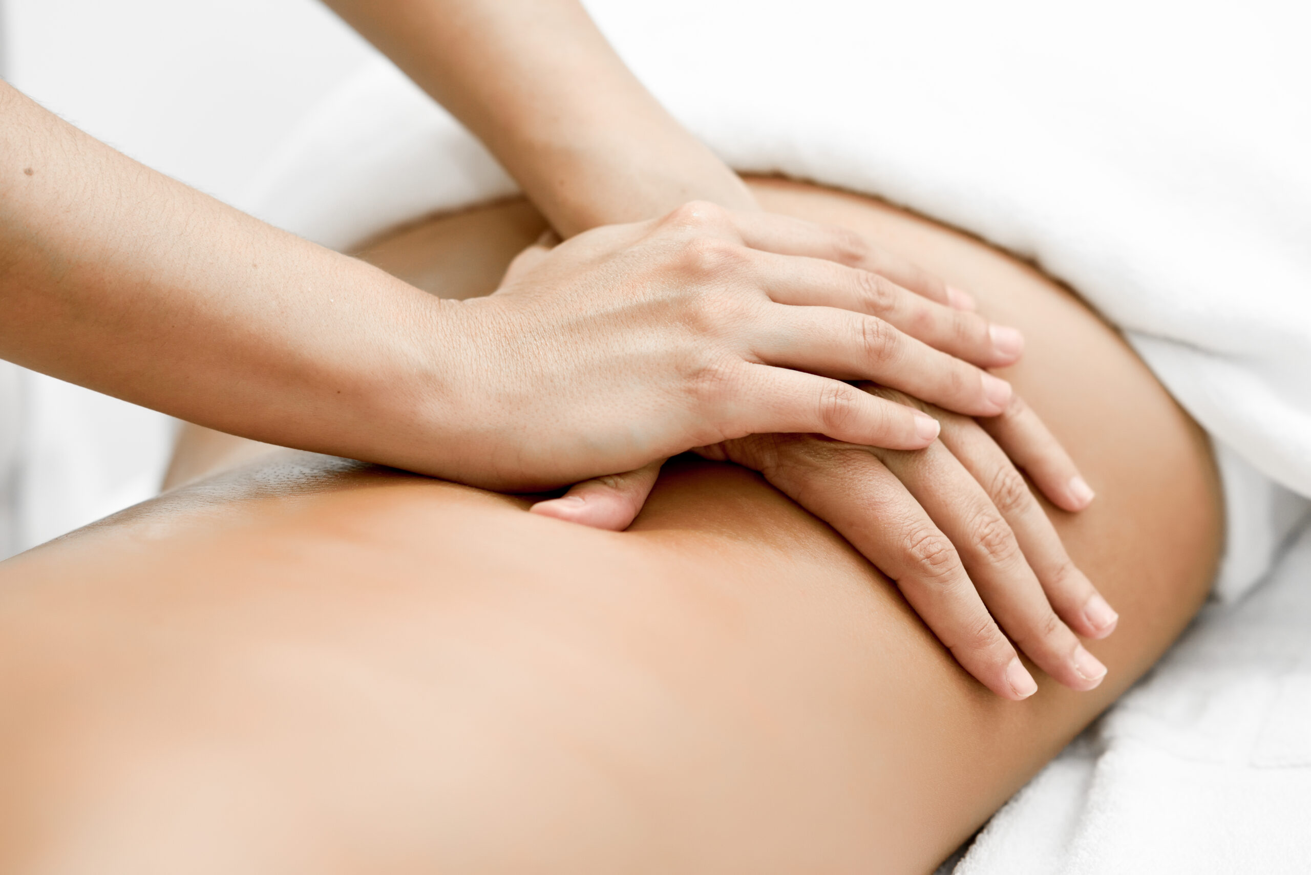 Massage traitant